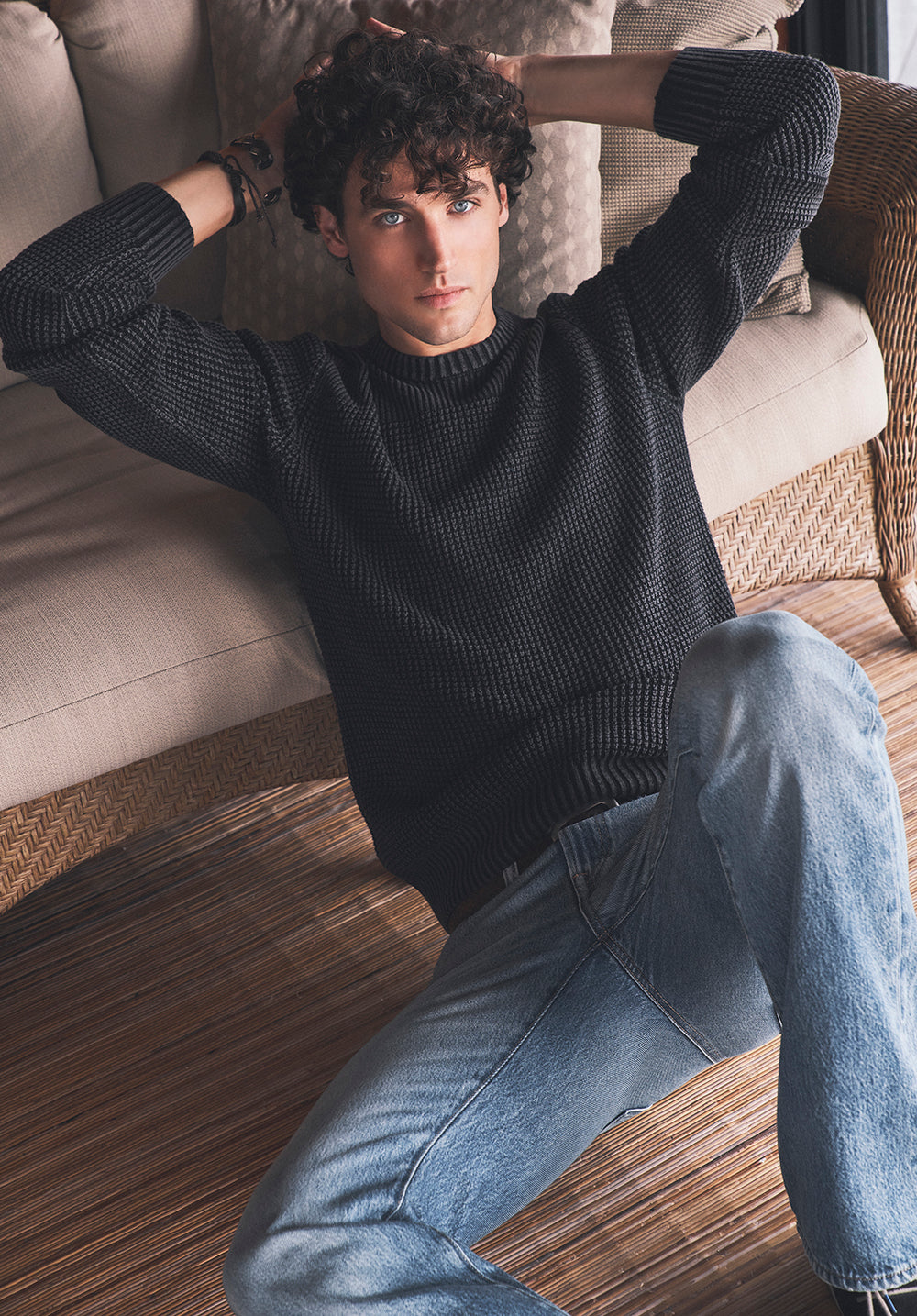 Blue jeans grey jumper hotsell