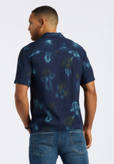 Chemise camp tie-dye à manches courtes pour homme Sandro, marine - BM24559