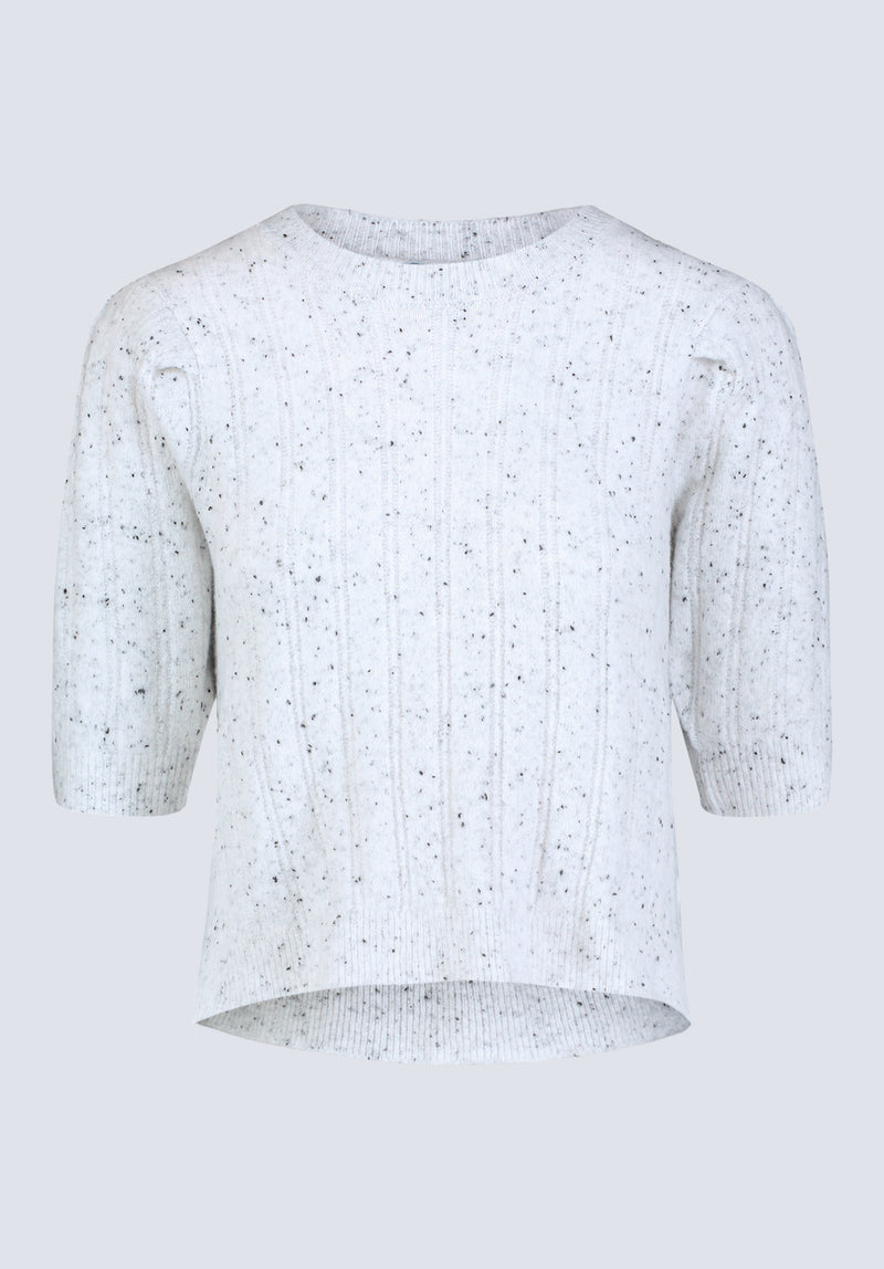 Pull en tricot pointelle à manches bouffantes pour femme Jaxie, de couleur crème tachetée - SW0076F